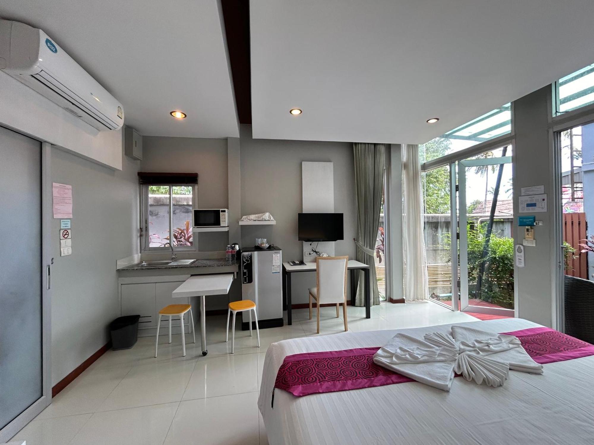 Phu Nana Boutique Hotel - Sha Plus Rawai Bagian luar foto